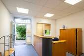 Empfangsbereich - 5 Zimmer Büro zur Miete in Sundern (Sauerland)
