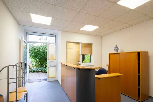Empfangsbereich - 5 Zimmer Büro zur Miete in Sundern (Sauerland)