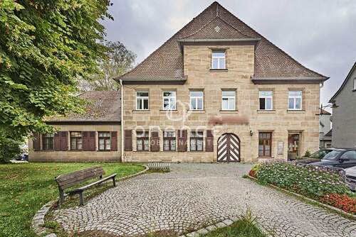 Außenansicht der Einheit - ***Direkt an der B14 - Denkmalgeschütze Gewerbefläche sucht neuen Eigentümer***