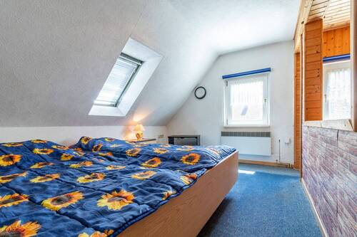 Kinderzimmer DG - 4 Zimmer Reihenmittelhaus in Bockenem