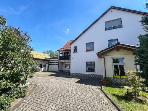 Idyllische Hofgemeinschaft - 5 Zimmer Etagenwohnung in Mockrehna