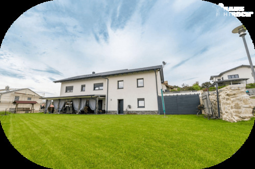 Außen - 5 Zimmer Einfamilienhaus zum Kaufen in Wiesenfelden