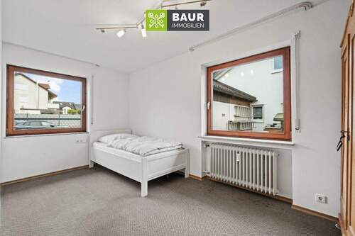 Schlafzimmer_EG - 