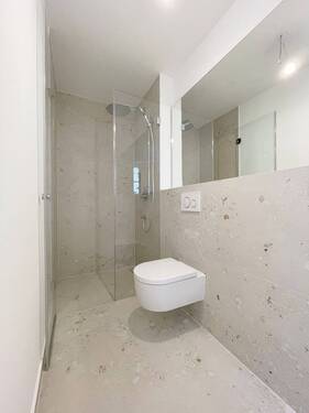 PL23A - DuscheWC EG - 