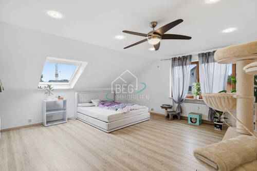 Schlafzimmer DG - 