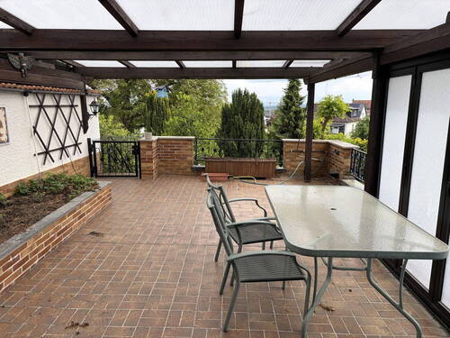 überdachte Terrassse - 