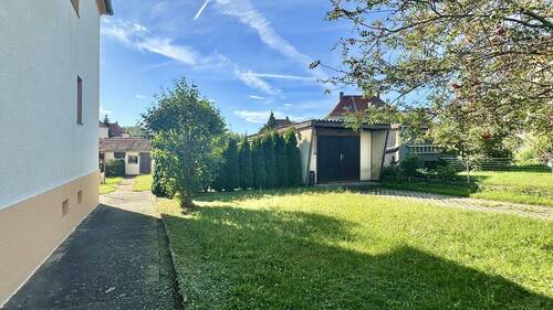 Garage - Doppelhaushälfte mit 86,50 m² in Dresden zum Kaufen