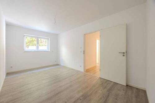 UG: Schlafzimmer 2 - 