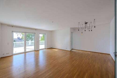 EG: Wohnzimmer - 4 Zimmer Terrassenwohnung in Karben