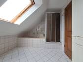 Wanne und Dusche - 
