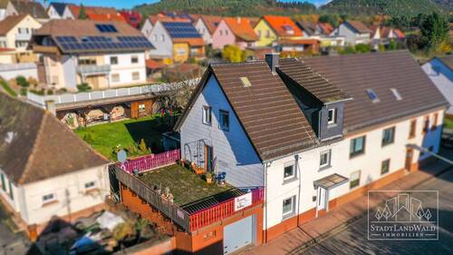 Luftbildaufnahme - 7 Zimmer Doppelhaushälfte zum Kaufen in Fischbach bei Dahn