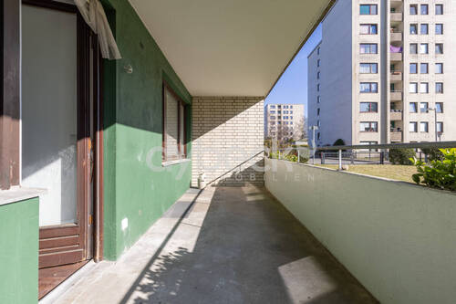 Viel Platz auf dem Balkon - 