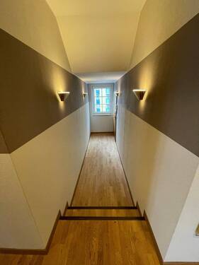 Flur - 5 Zimmer Etagenwohnung in Norderstedt