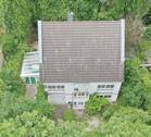 Ansicht von oben - Individuelles Split-Level-Haus in ruhiger Wohnlage in LA-Achdorf (mit Video)!