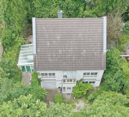 Ansicht von oben - Individuelles Split-Level-Haus in ruhiger Wohnlage in LA-Achdorf (mit Video)!