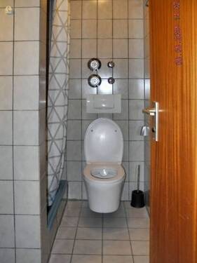 WC - 
