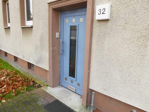 Eingang 32 - 