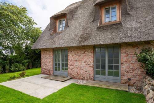 Außenansicht Hausteil hinten - 4 Zimmer Doppelhaushälfte zum Kaufen in Wenningstedt-Braderup (Sylt)