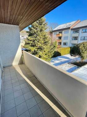 Loggia - 2 Zimmer Etagenwohnung in Karlsruhe