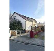 Sanierungsbedürftiges Einfamilienhaus mit Garage und Garten in Trebur-Astheim - Trebur / Astheim