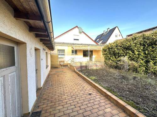 Garten u. Nebengebäude - 4 Zimmer Einfamilienhaus zum Kaufen in Trebur / Astheim