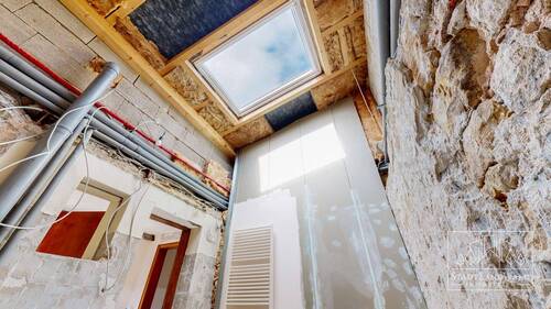 EG - Badezimmer - Dachfenster - 