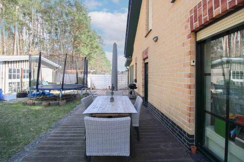 Terrasse Gartenseite - Einfamilienhaus in Rathenow zum Kaufen