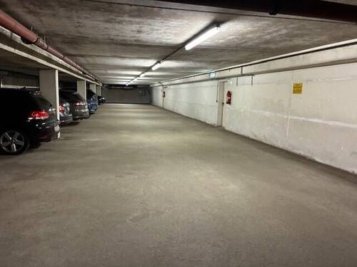 Tiefgarage - 