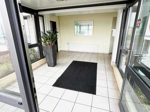 Foyer - 5 Zimmer Büro zur Miete in Kirchlengern