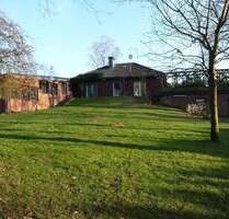 IMMOBILIEN LONNY** Einziehen und wohlfühlen: Charmantes Einfamilienhaus mit Fernblick - Windeck Langenberg