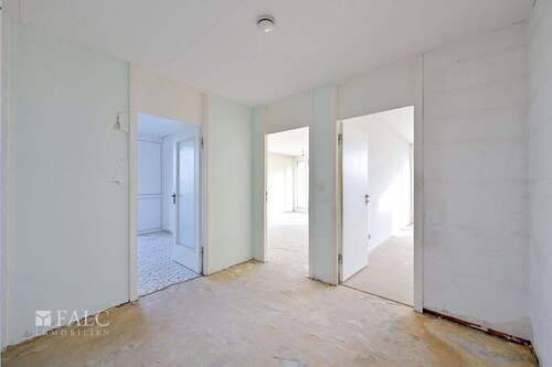 Diele - Etagenwohnung mit 100,40 m&sup2; in München zum Kaufen