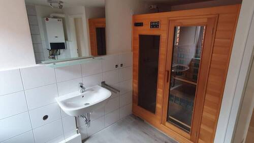 2. OG Bad mit Sauna.jpg - 