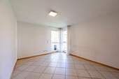 Durchgangszimmer/ Arbeitszimmer - 