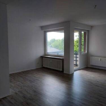 Wohnzimmer - 1 Zimmer Etagenwohnung zur Miete in Bremerhaven