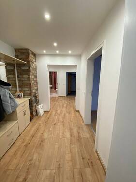 Diele.. - Etagenwohnung mit 65,00 m² in Ahorn OT zur Miete