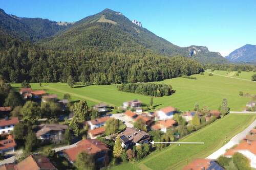 Bild 2 - 9 Zimmer Einfamilienhaus zum Kaufen in Schleching
