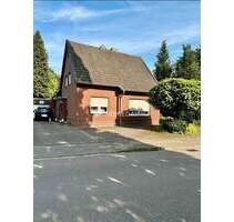 Charmantes Einfamilienhaus mit Einliegerwohnung und großem Garten in ruhiger Lage - Wegberg Arsbeck