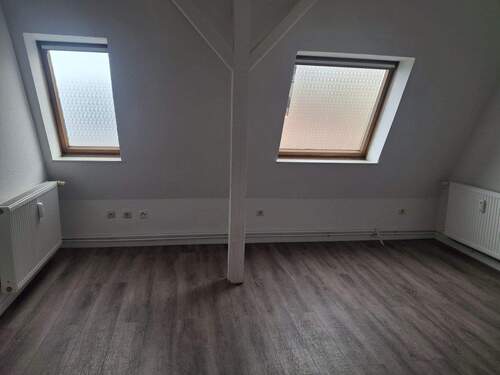 Uhlandstr.13 DG 2 ZKDB (2).jpeg - 2 Zimmer Etagenwohnung zur Miete in Bremerhaven