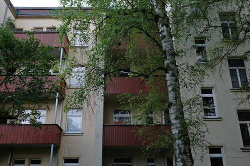 Hausansicht_rückseitig - 3 Zimmer Etagenwohnung zum Kaufen in Leipzig