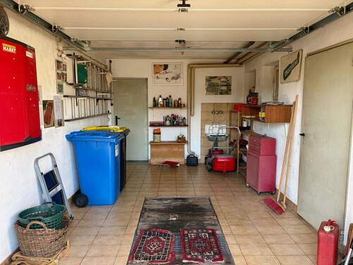 Garage 1 im Kellergeschoss integriert - 