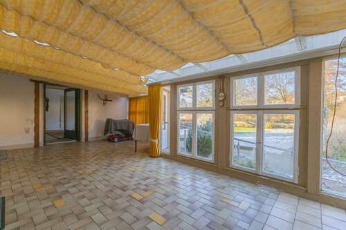 überdachter Außenbereich - 