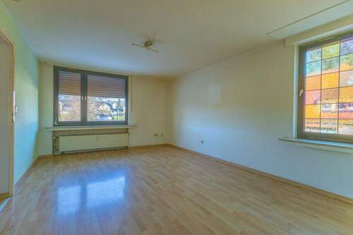 Wohnzimmer Wohnung im 1.OG - 