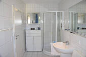 Badezimmer OG (2. Whg) - 