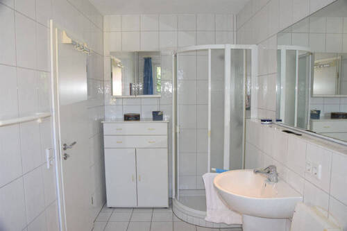 Badezimmer OG (2. Whg) - 