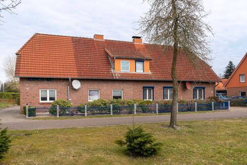 Gesamtansicht - 6 Zimmer Doppelhaushälfte in Bothel