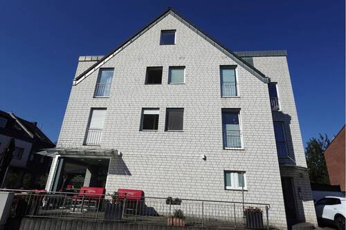 Haus - 1 Zimmer Mehrfamilienhaus, Wohnhaus zum Kaufen in Korschenbroich