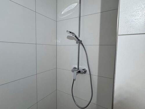 Dusche.jpg - 