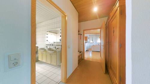 Flur - Bungalow mit 202,00 m² in Bruchmühlbach-Miesau zum Kaufen