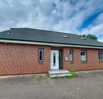 Ruhige Lage und modernes Wohnen: Ihr Einfamilienhaus mit Garage im gepflegtem Zustand - Bokel