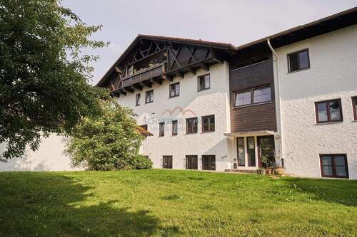 Rückansicht Gebäude - 